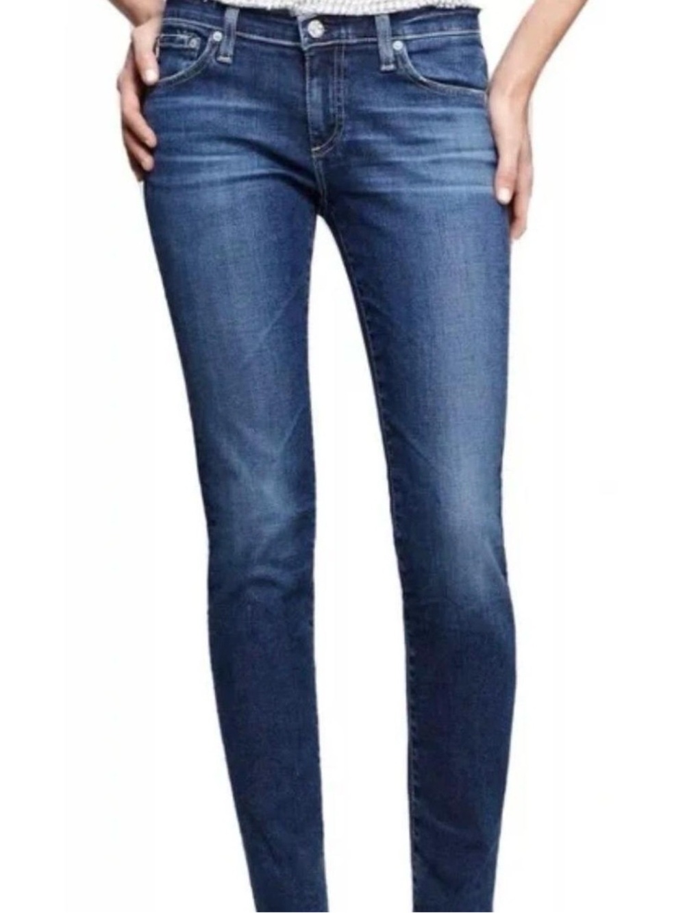 AG The Stilt Cigarette Leg Size 27 Regular Dark Wash